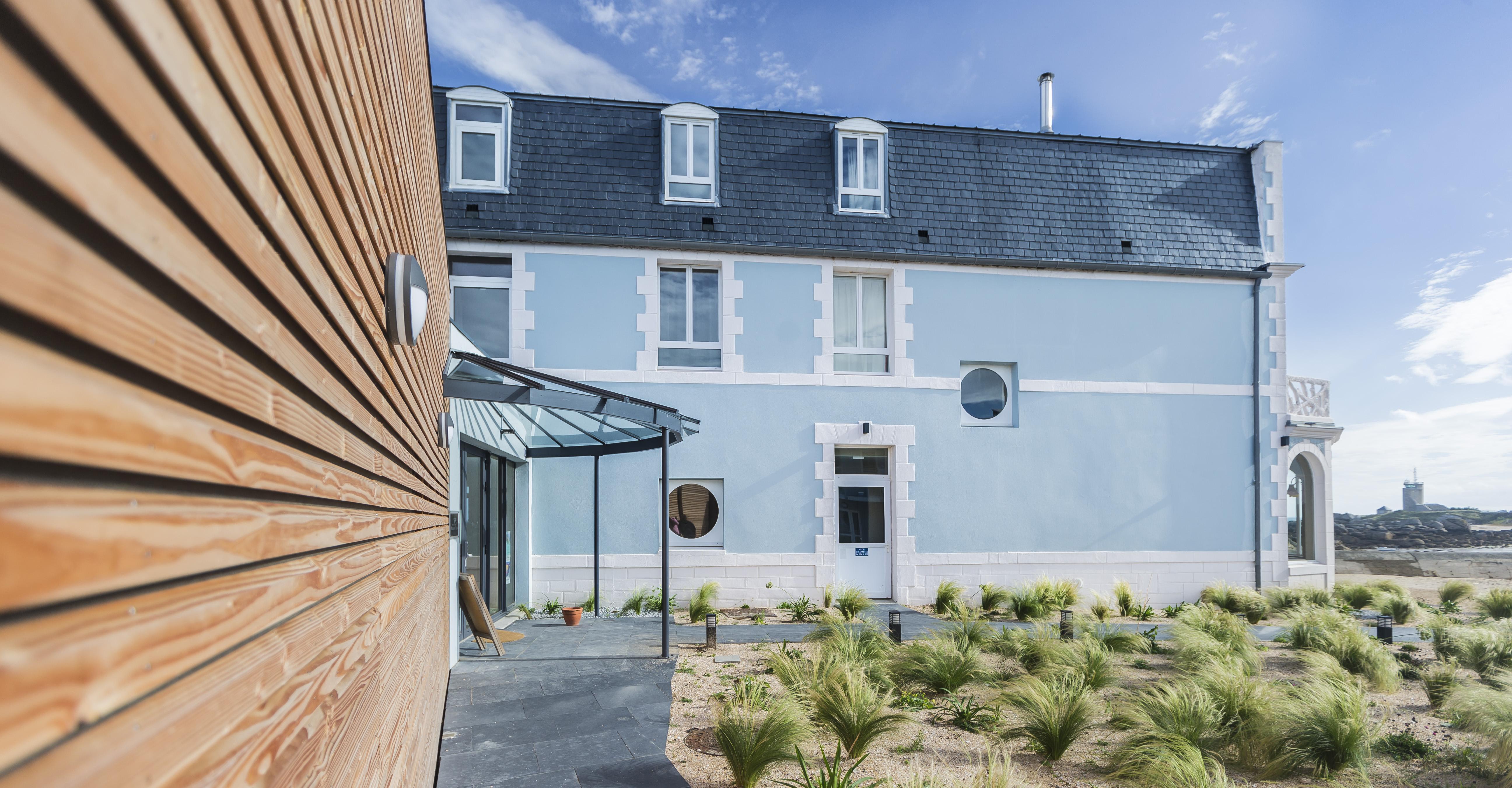De La & Hotel Brignogan-Plages