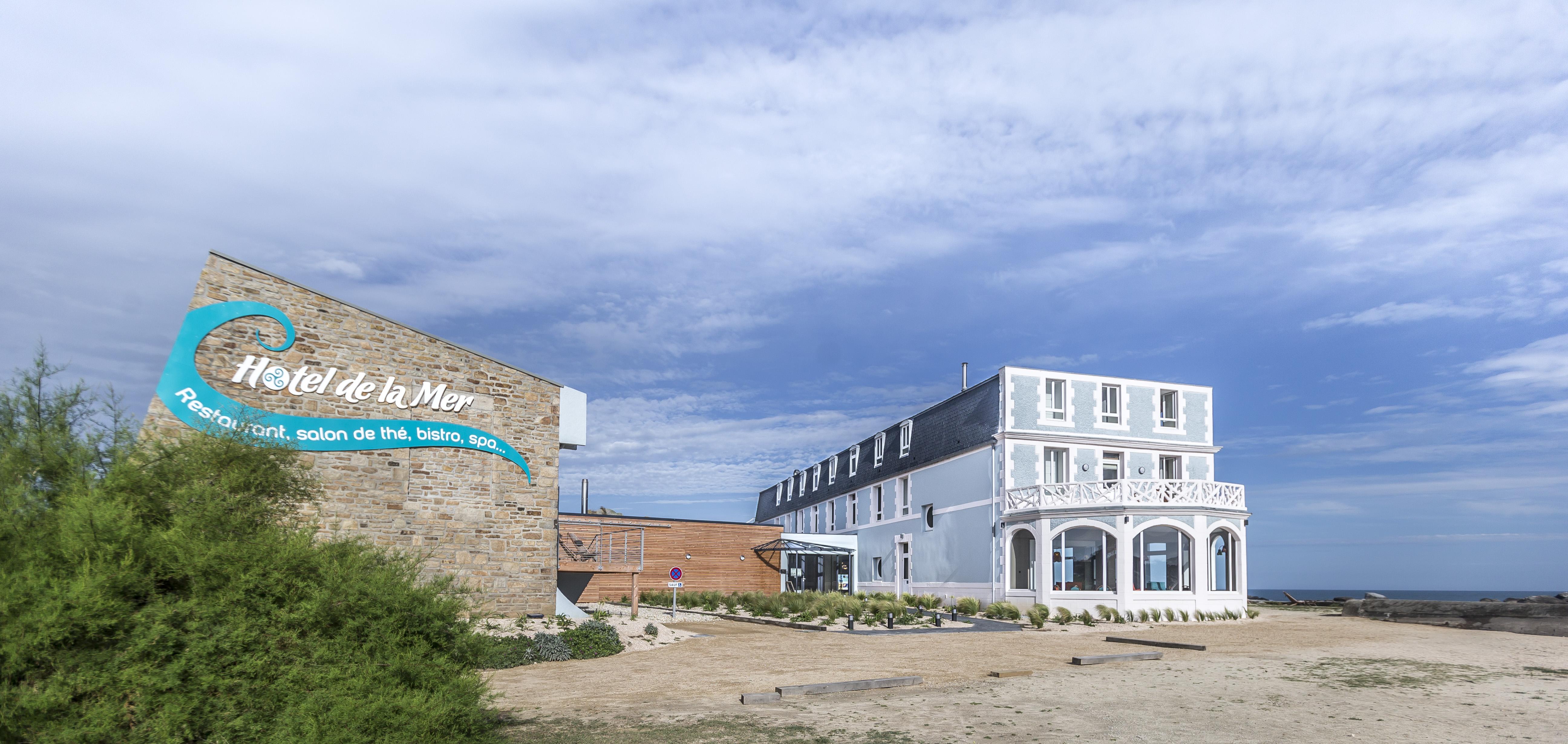 Hotel De La &
